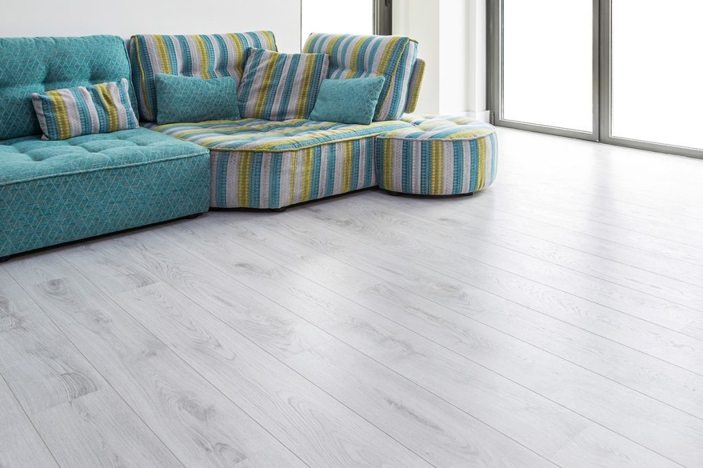 Carpinteria iberre armarios suelos laminados madera