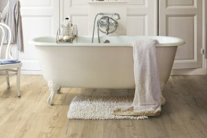 Carpinteria iberre suelos laminados quick step resistentes agua