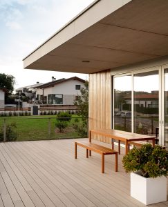 Carpinteria iberre terraza de madera tarima exterior entorno de bilbao